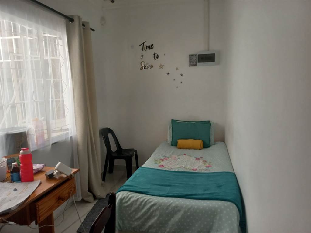 17 Bed House in Universitas photo number 17