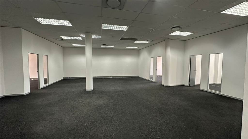 278  m² Commercial space in Highveld photo number 10