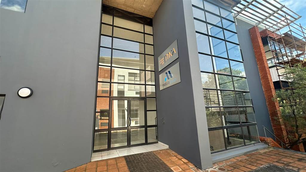 278  m² Commercial space in Highveld photo number 1