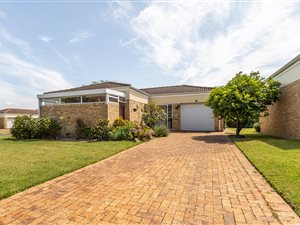 House in Protea Heights