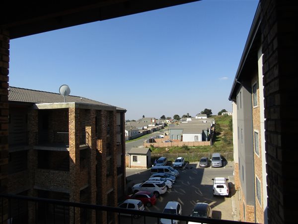 2 Bedroom Townhouse 2 Bedroom Townhouse
