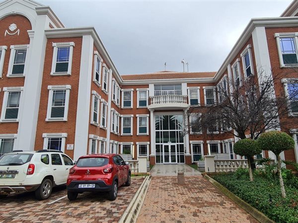 217  m² Commercial space in Rivonia