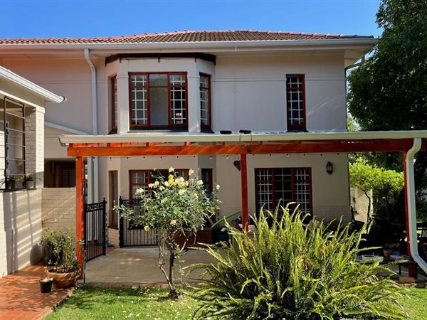 4 Bed House in Greenside