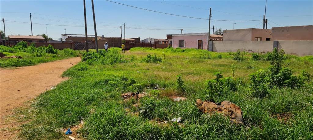1400 m² Land available in Katlehong photo number 8