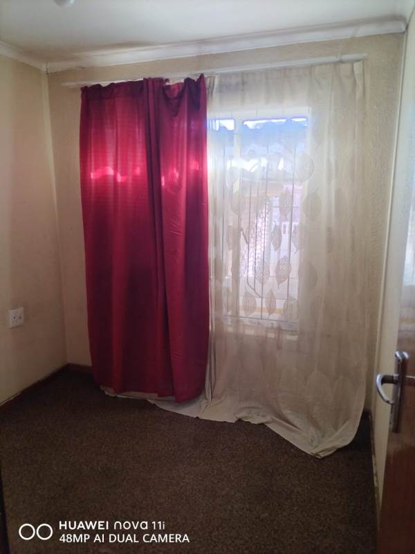 3 Bed House in Witbank Central photo number 16