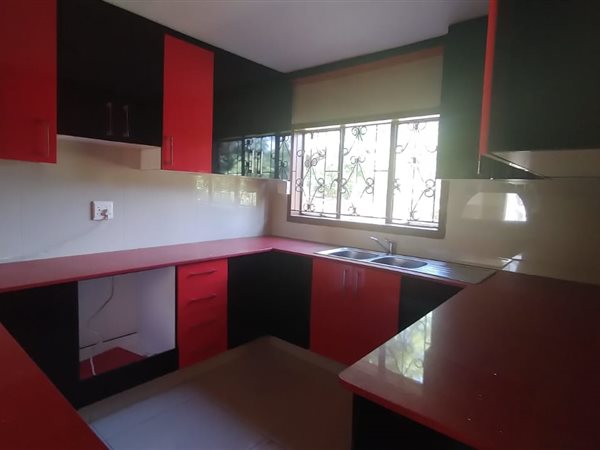 2 Bed Apartment in Caneside