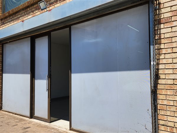 110  m² Commercial space in Newcastle Central