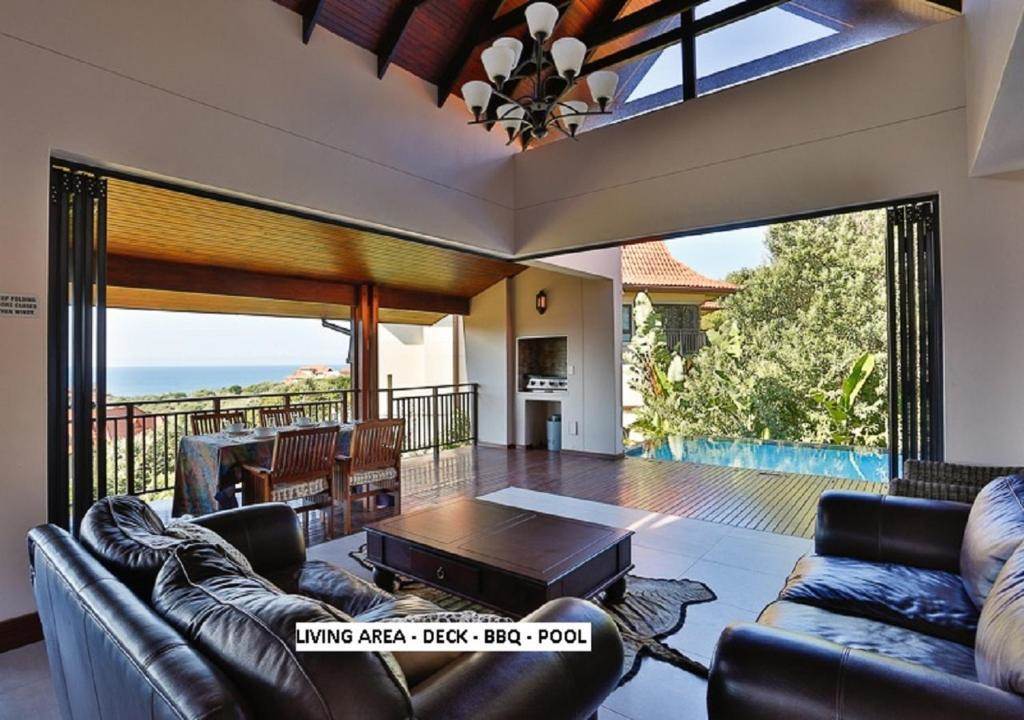 6 Bed House in Zimbali Estate photo number 19