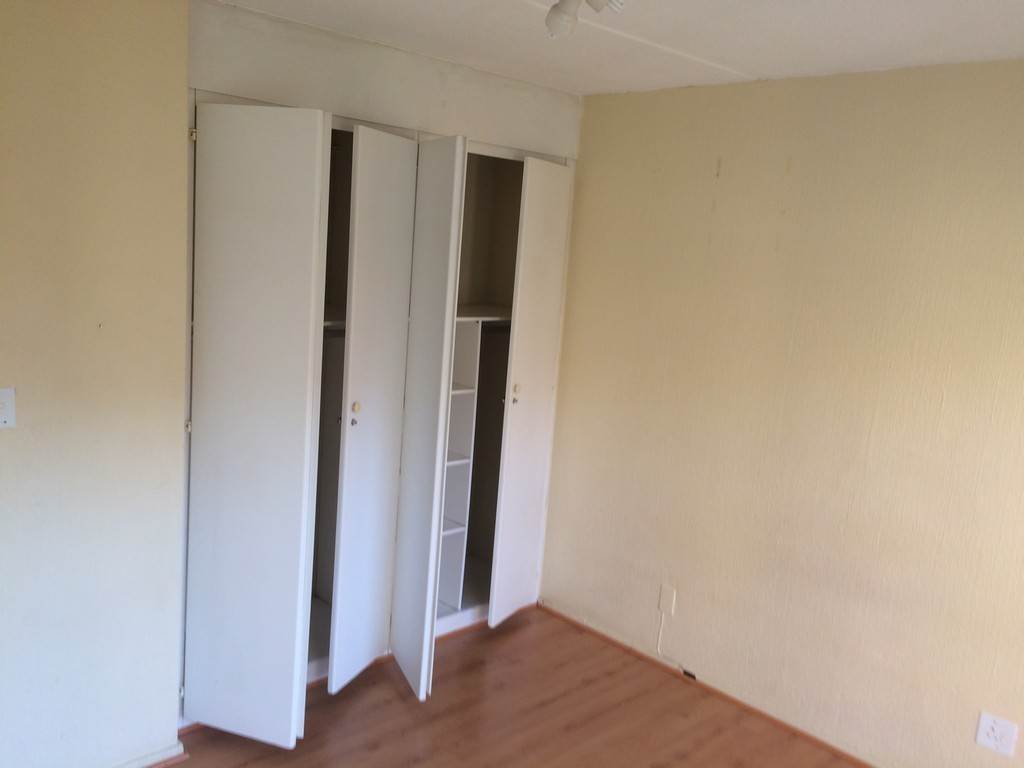 2 Bed Apartment in Vorna Valley photo number 10