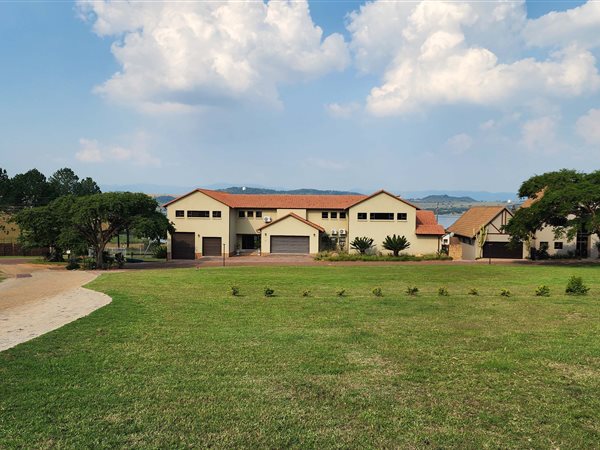 5 Bedroom House 5 Bedroom House