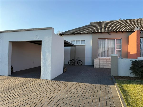 3 Bedroom Townhouse 3 Bedroom Townhouse
