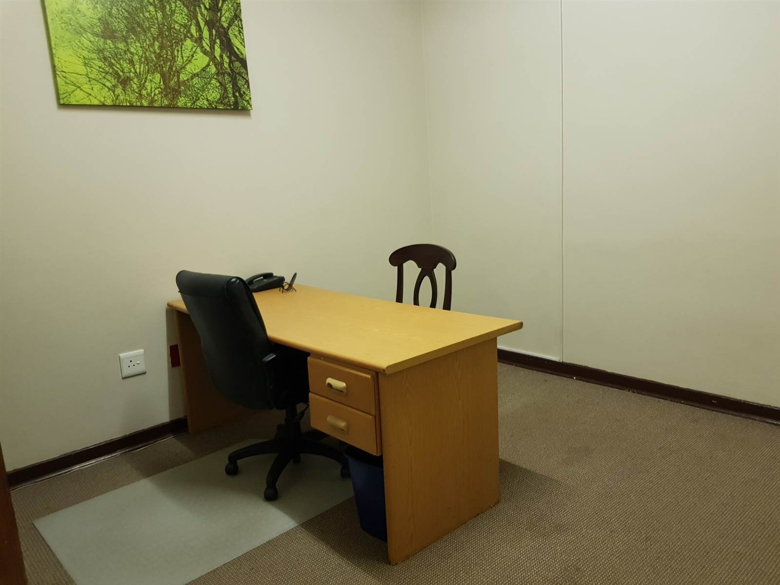 305  m² Office Space in Rustenburg Central photo number 10