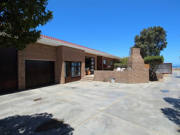 4.5 Bed House in Port Nolloth