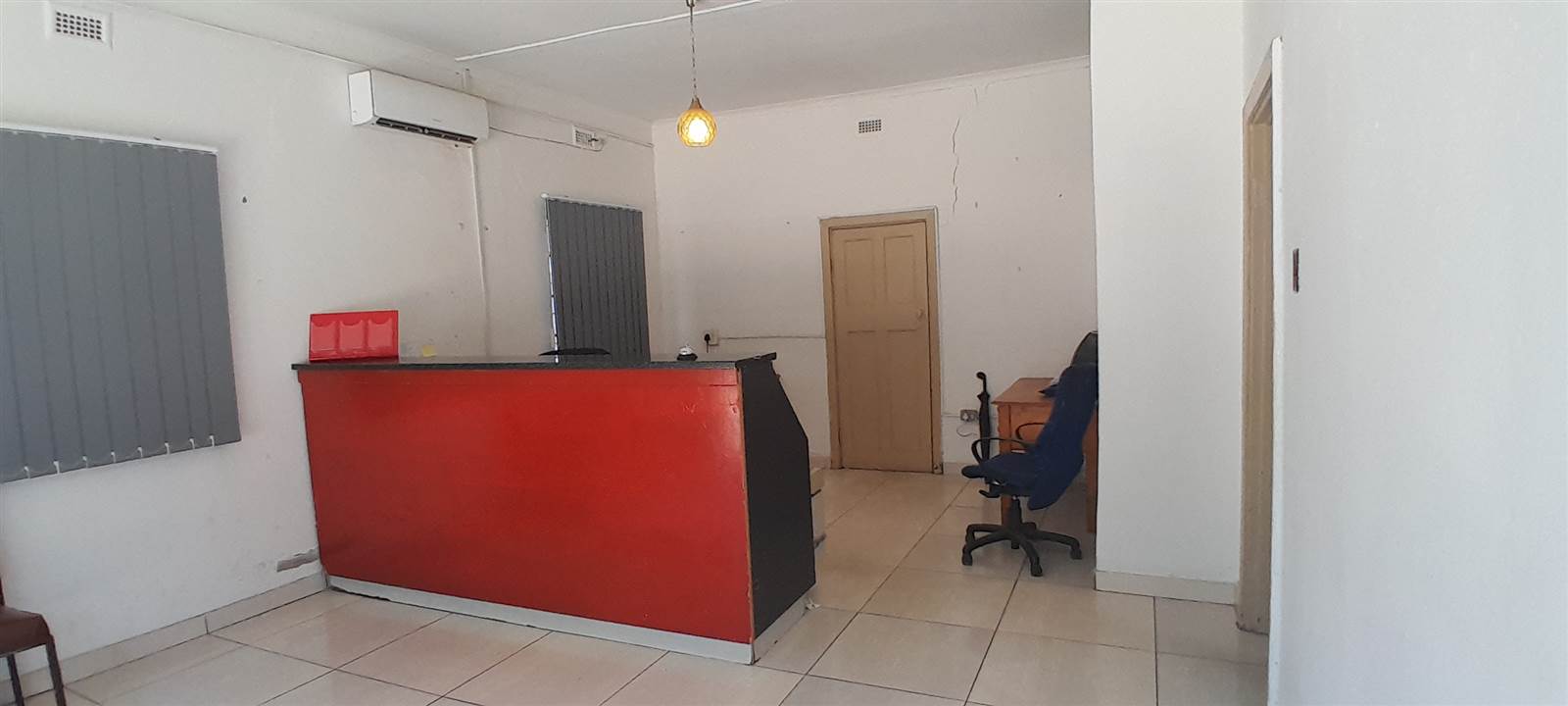 164  m² Commercial space in Rustenburg Central photo number 3
