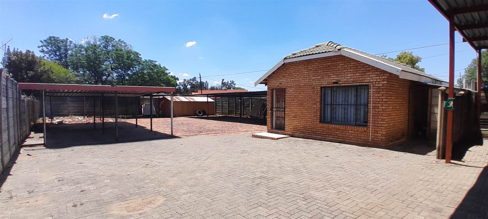 164  m² Commercial space in Rustenburg Central photo number 9