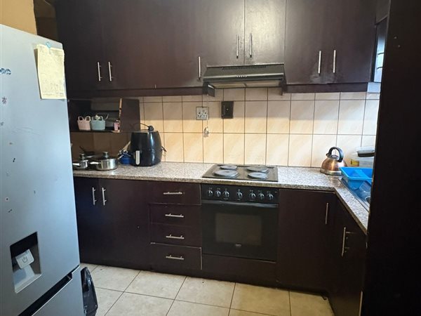 2 Bedroom House 2 Bedroom House