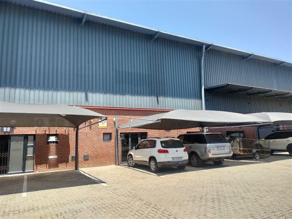 441  m² Commercial space