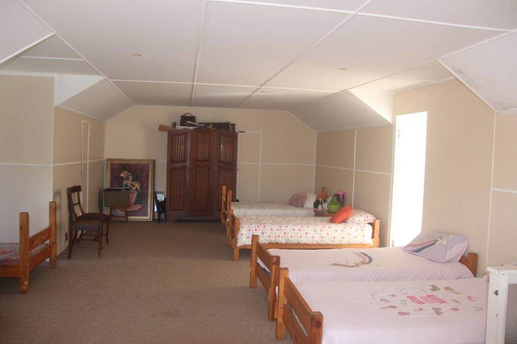 5 Bed House in Umtentweni photo number 27