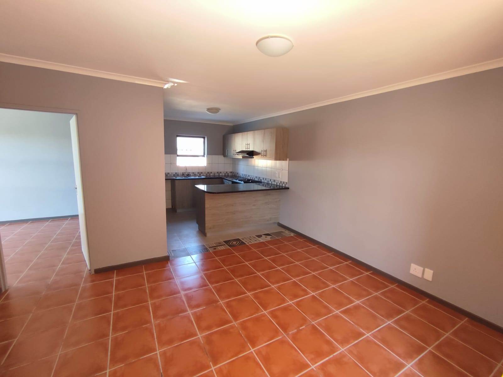 2 Bed Apartment in Brackenfell Central photo number 14