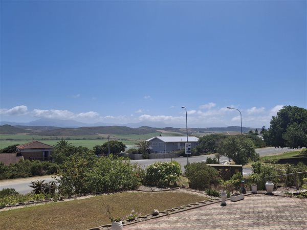3 Bedroom House 3 Bedroom House