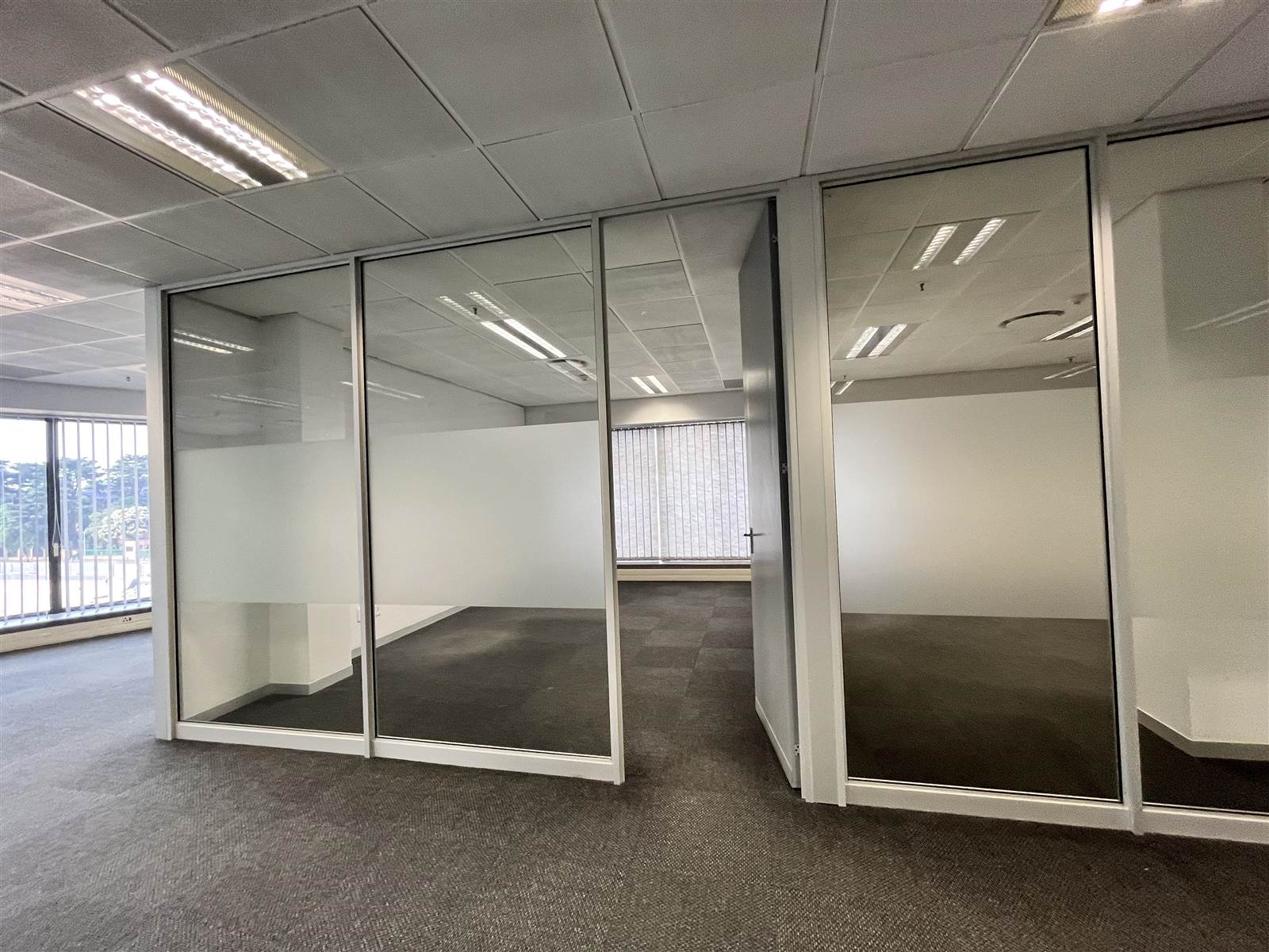 390  m² Commercial space in Rosebank photo number 6
