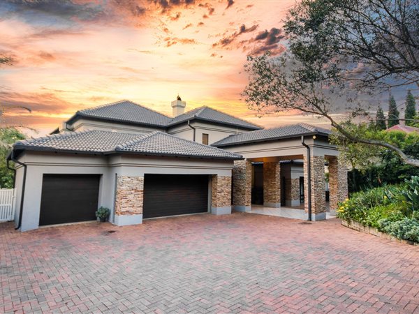 4 Bedroom House 4 Bedroom House