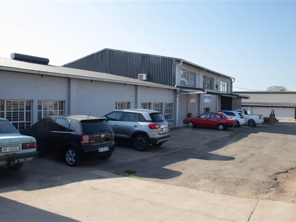 2133  m² Industrial space in Mkondeni