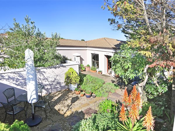 3 Bedroom House 3 Bedroom House