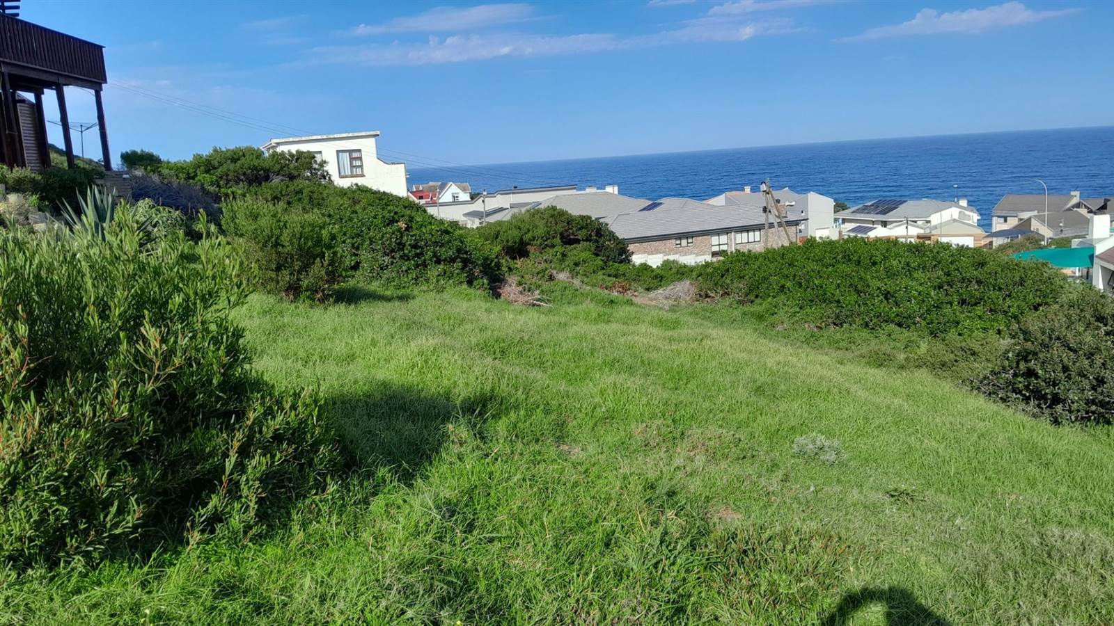 869 m² Land available in Dana Bay photo number 8