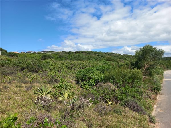 868 m² Land