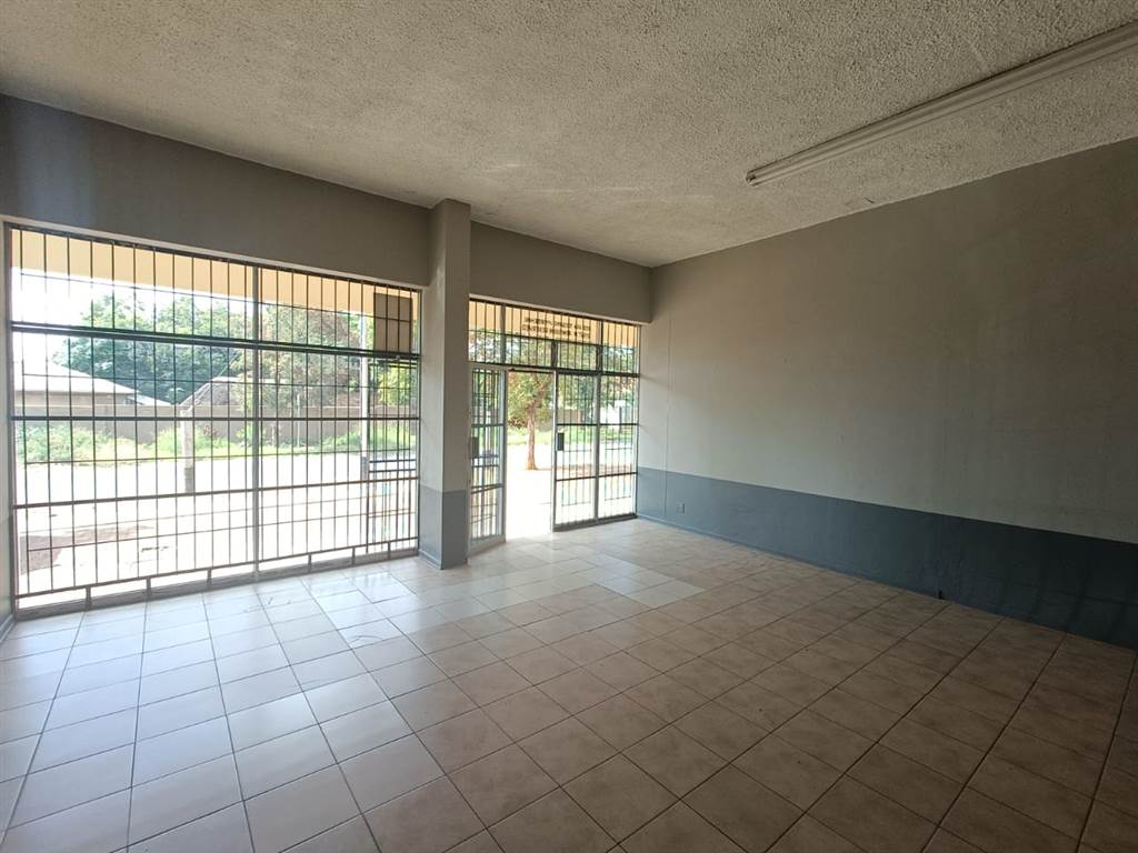 45  m² Commercial space in Pretoria Gardens photo number 11