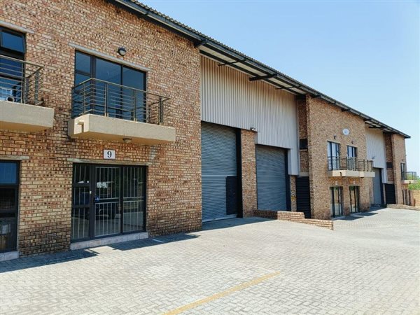 279  m² Industrial space