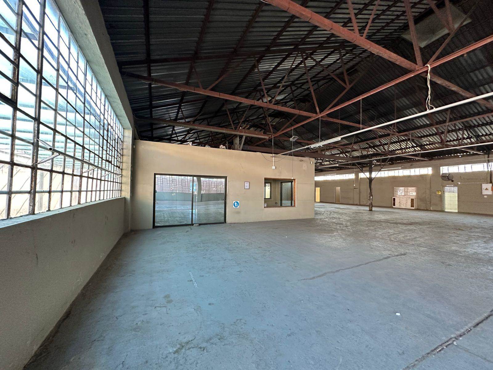 2200  m² Industrial space in Booysens Reserve photo number 8