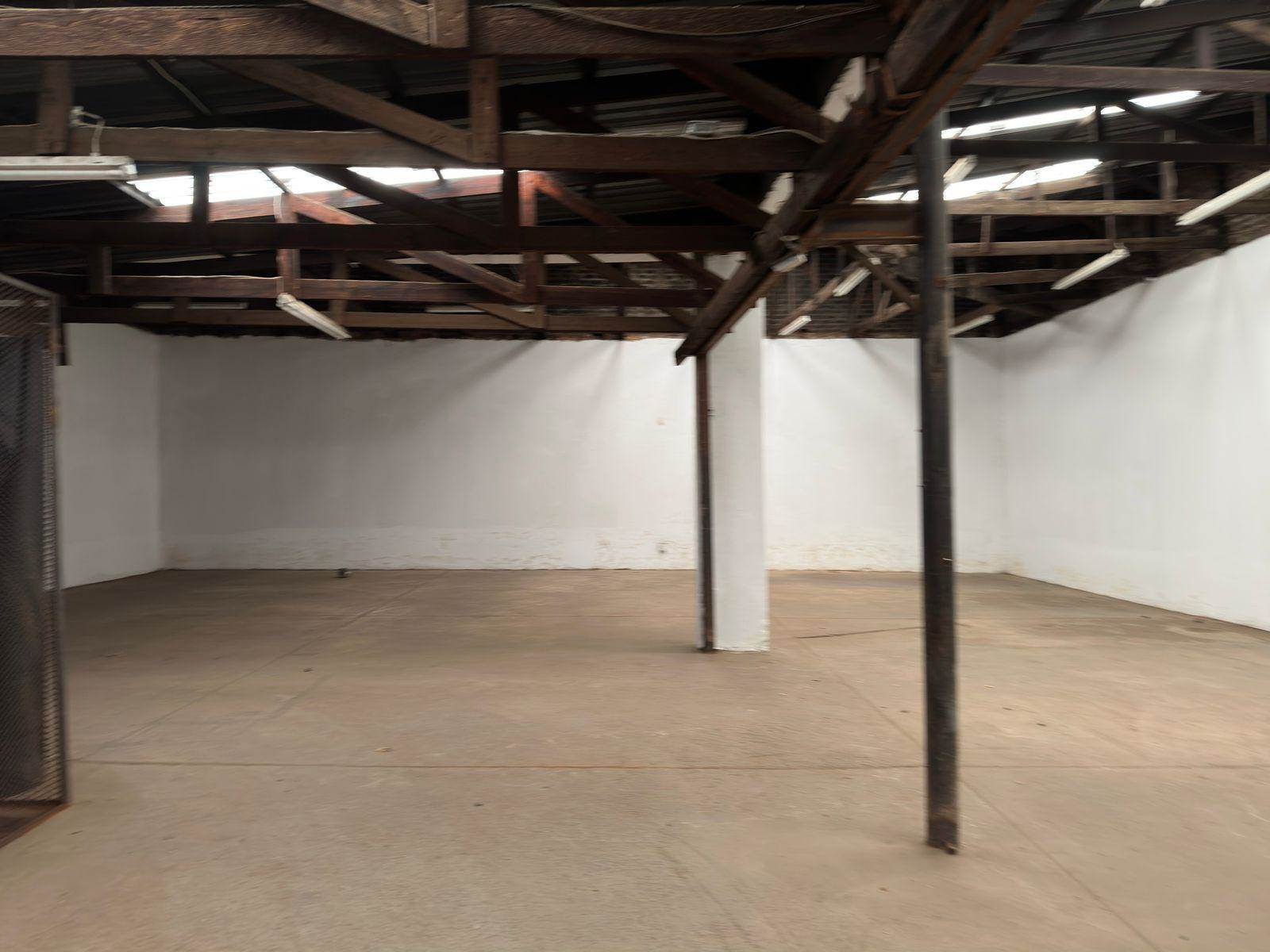 2200  m² Industrial space in Booysens Reserve photo number 16