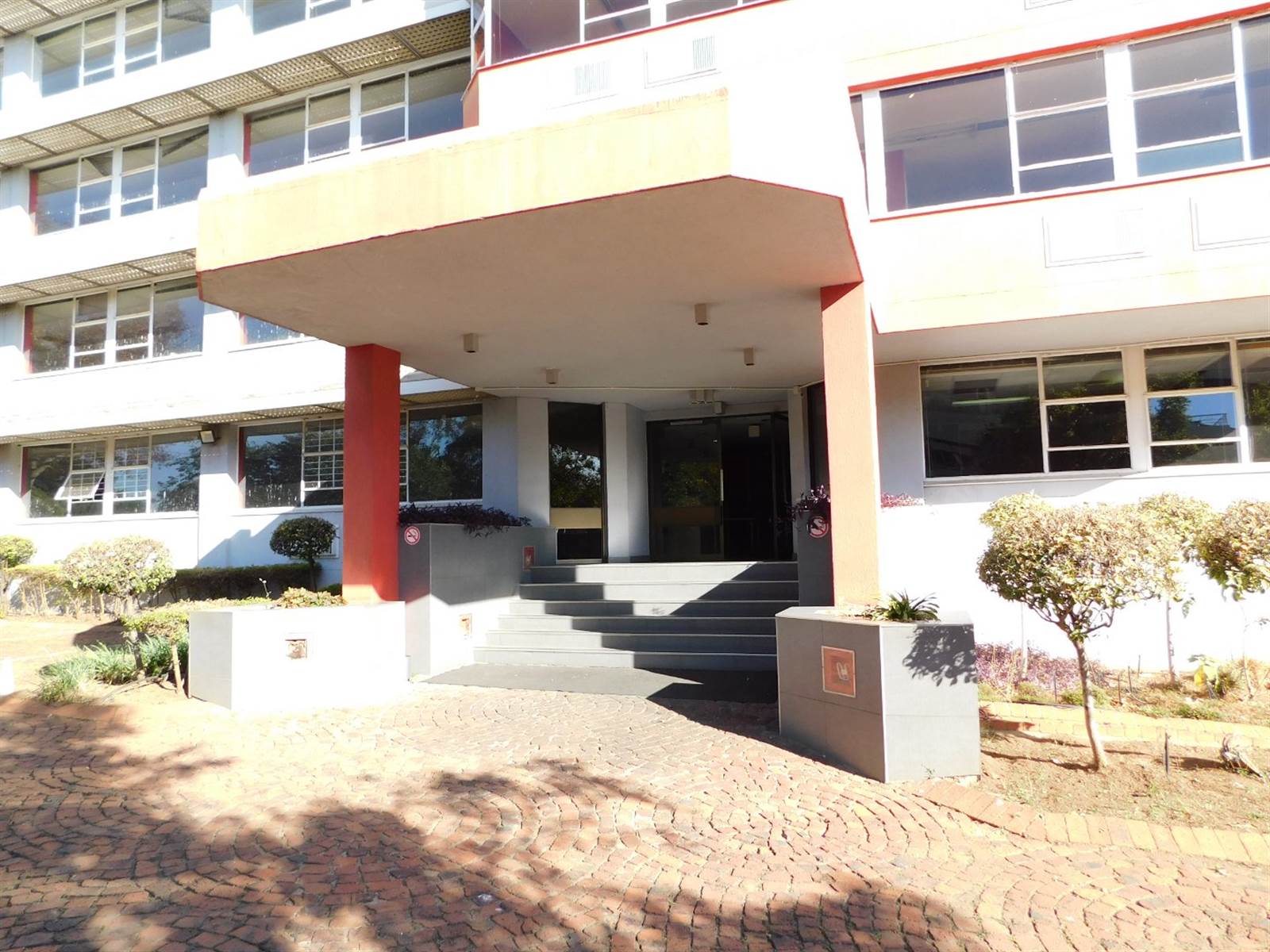 860  m² Commercial space in Randburg Central photo number 4