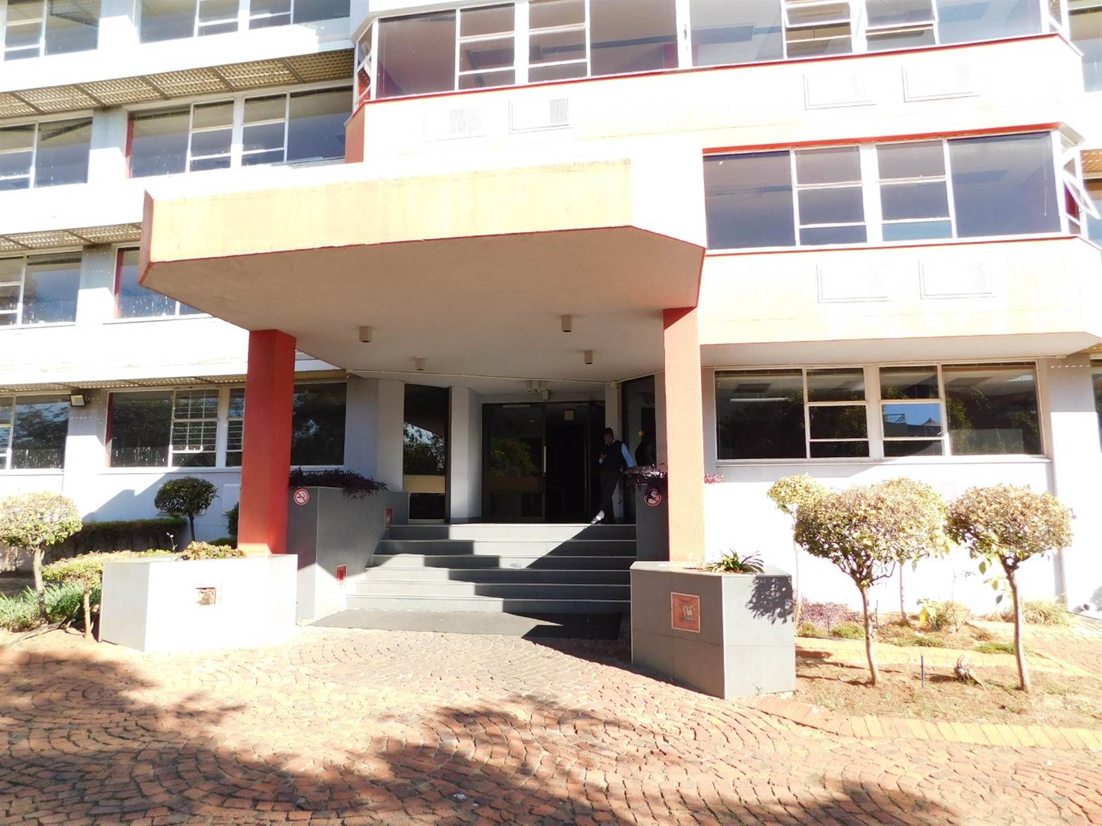 860  m² Commercial space in Randburg Central photo number 20