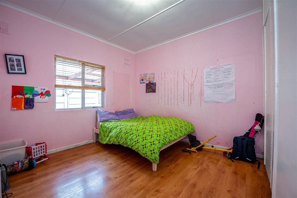 3 Bed House in Parow North photo number 12