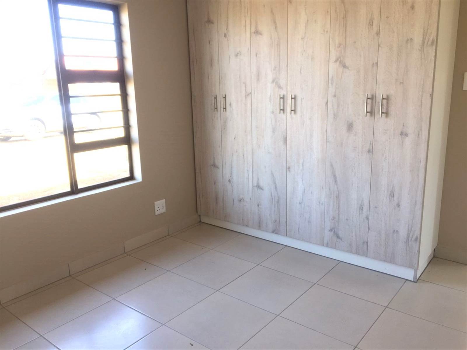 1 Bed House in Bloemfontein photo number 4