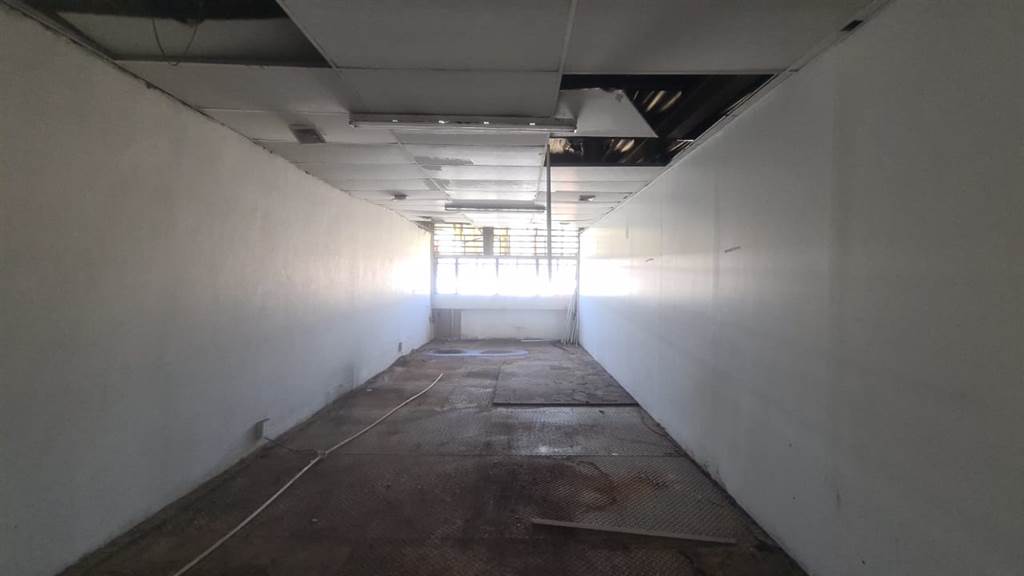 2000  m² Commercial space in Pretoria Central photo number 26