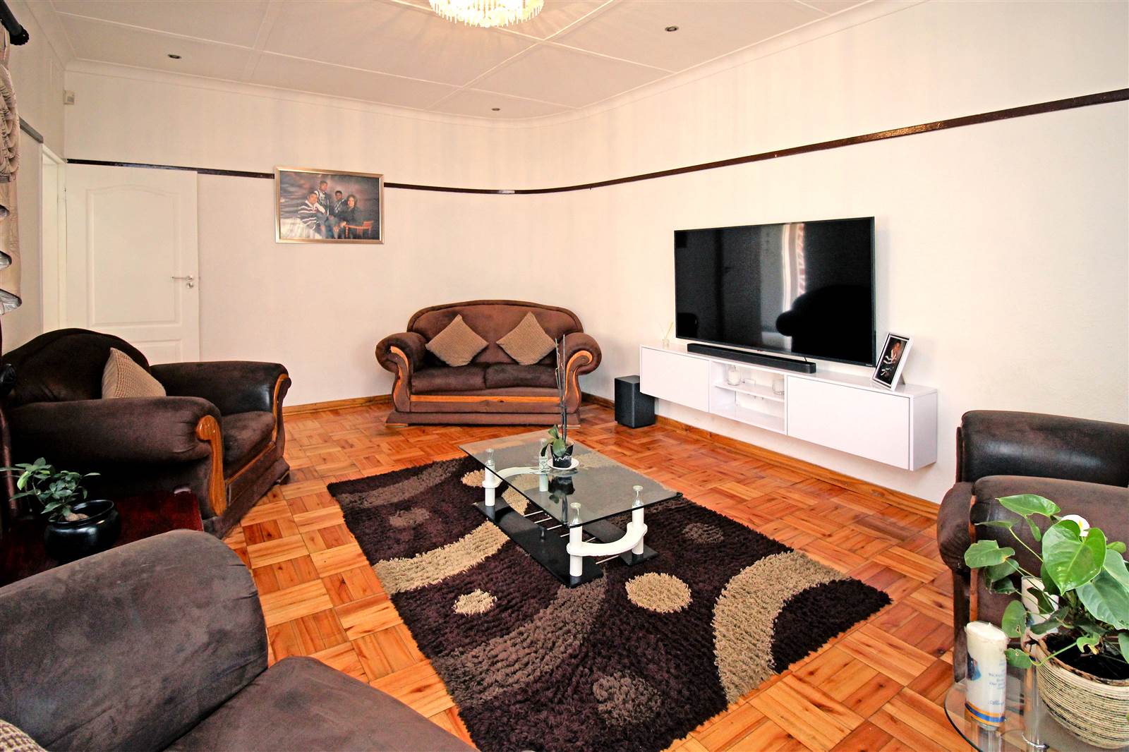 4 Bed House in Crosby photo number 4