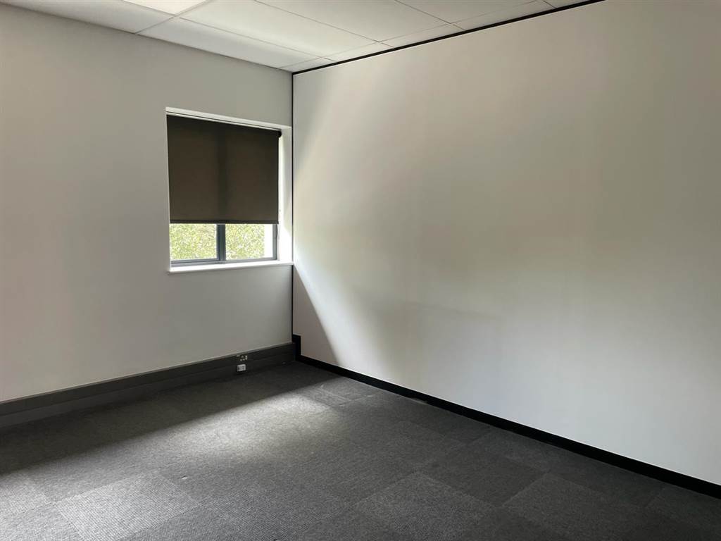 481  m² Commercial space in Vorna Valley photo number 14