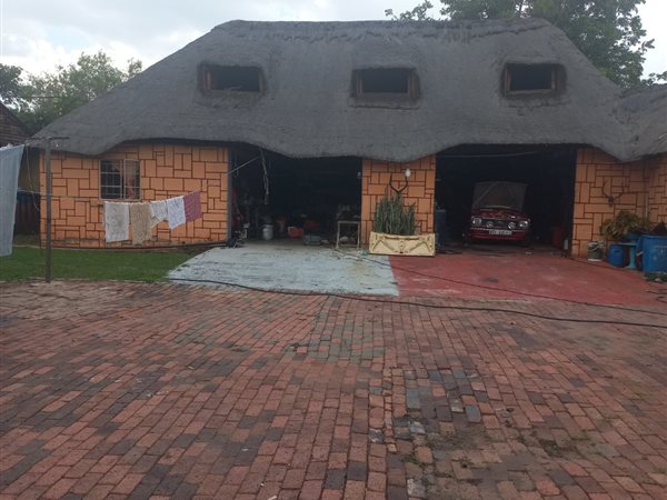3 Bedroom House 3 Bedroom House