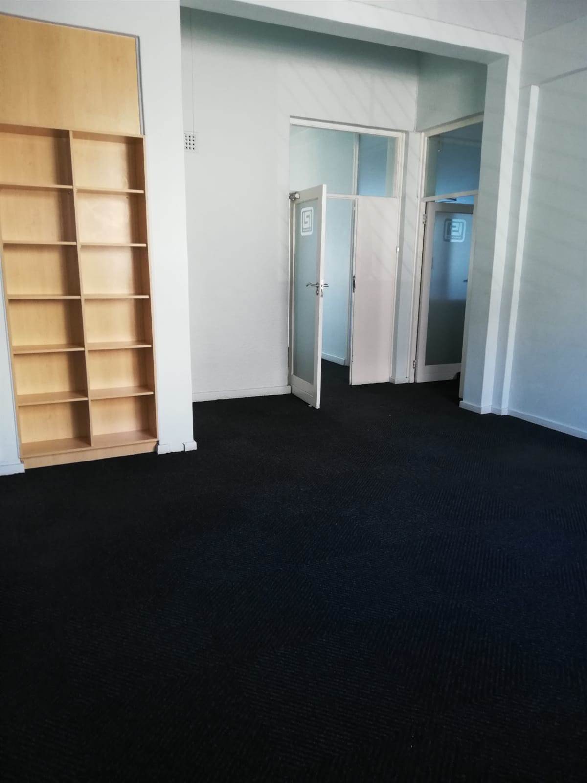 156  m² Office Space in Ndabeni photo number 8