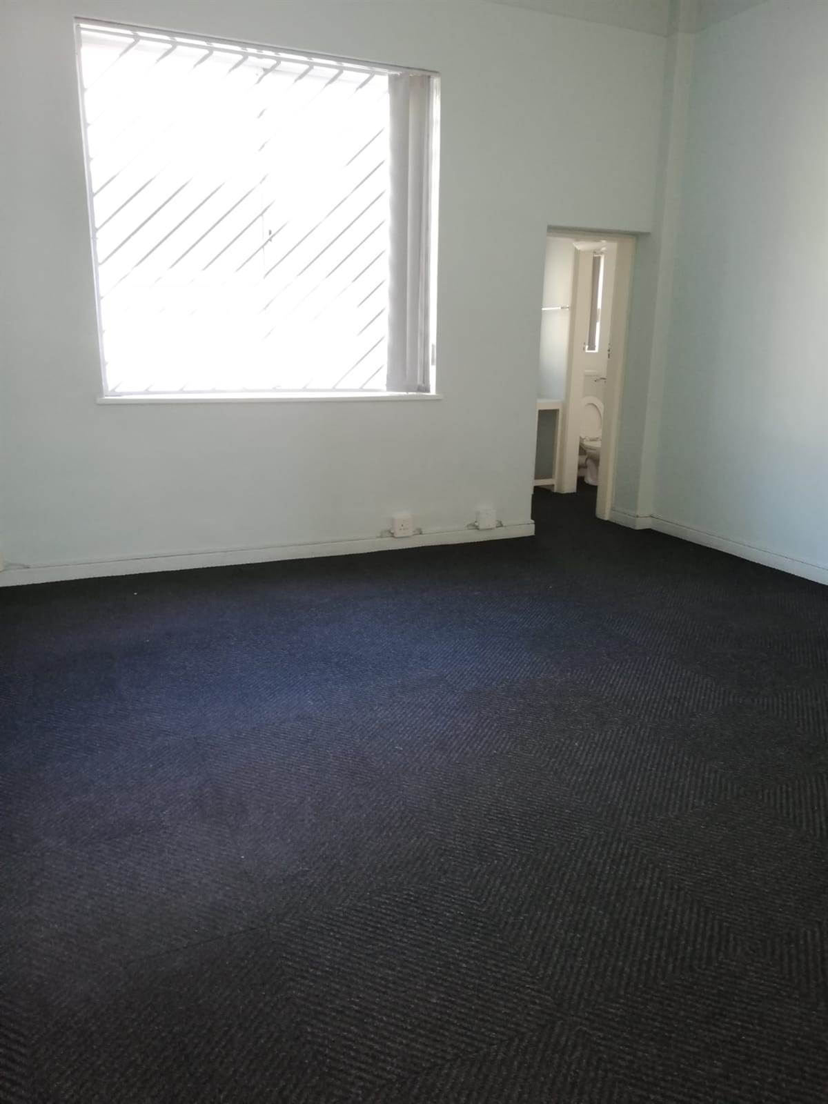 156  m² Office Space in Ndabeni photo number 12