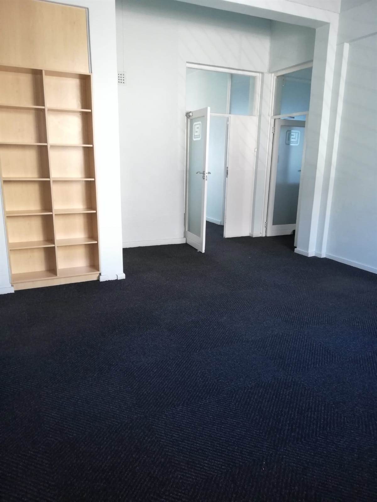 156  m² Office Space in Ndabeni photo number 16