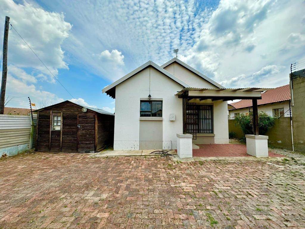 3 Bed House in Ermelo photo number 13