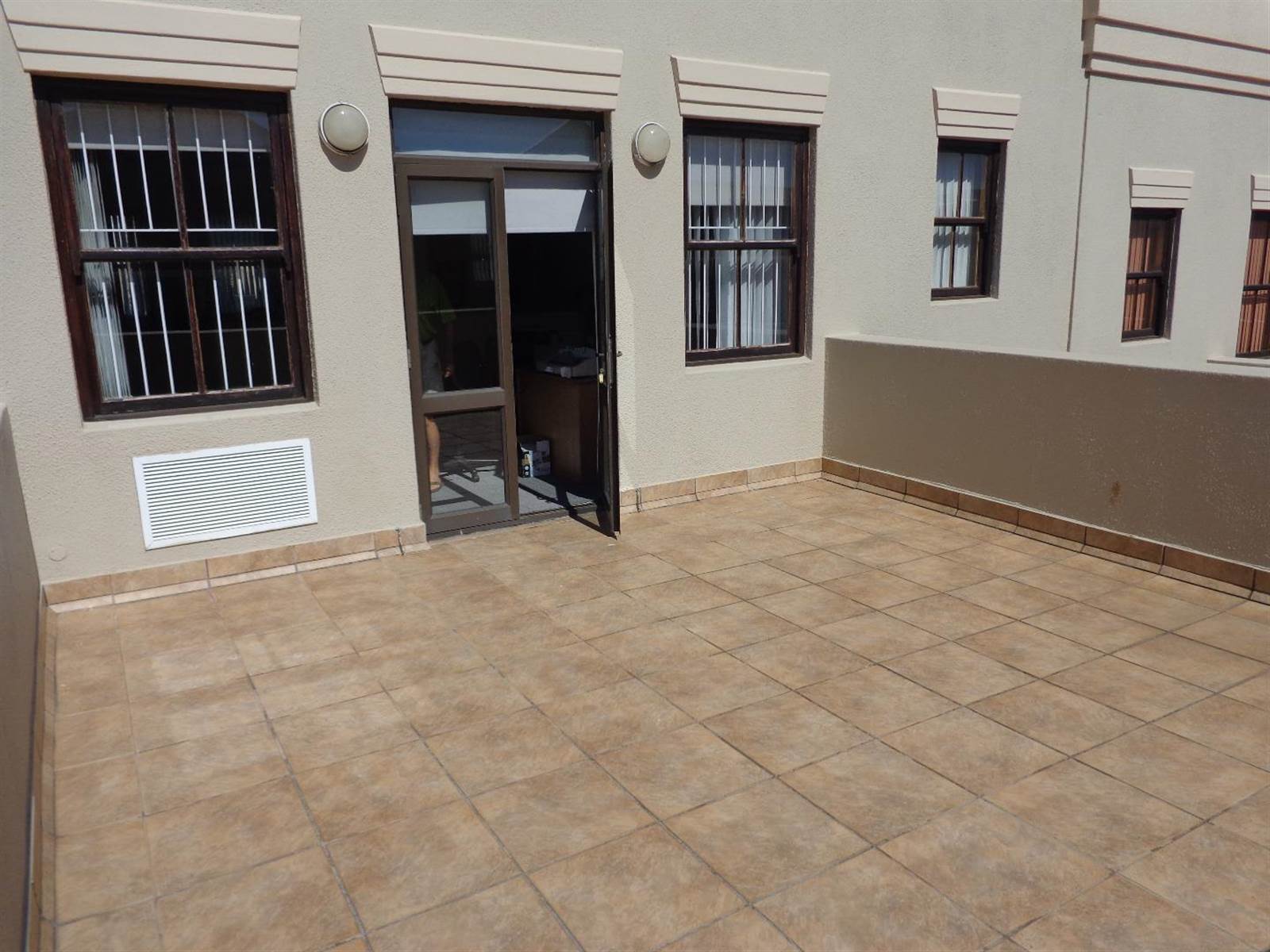 38600  m² Commercial space in Bellville Central photo number 18