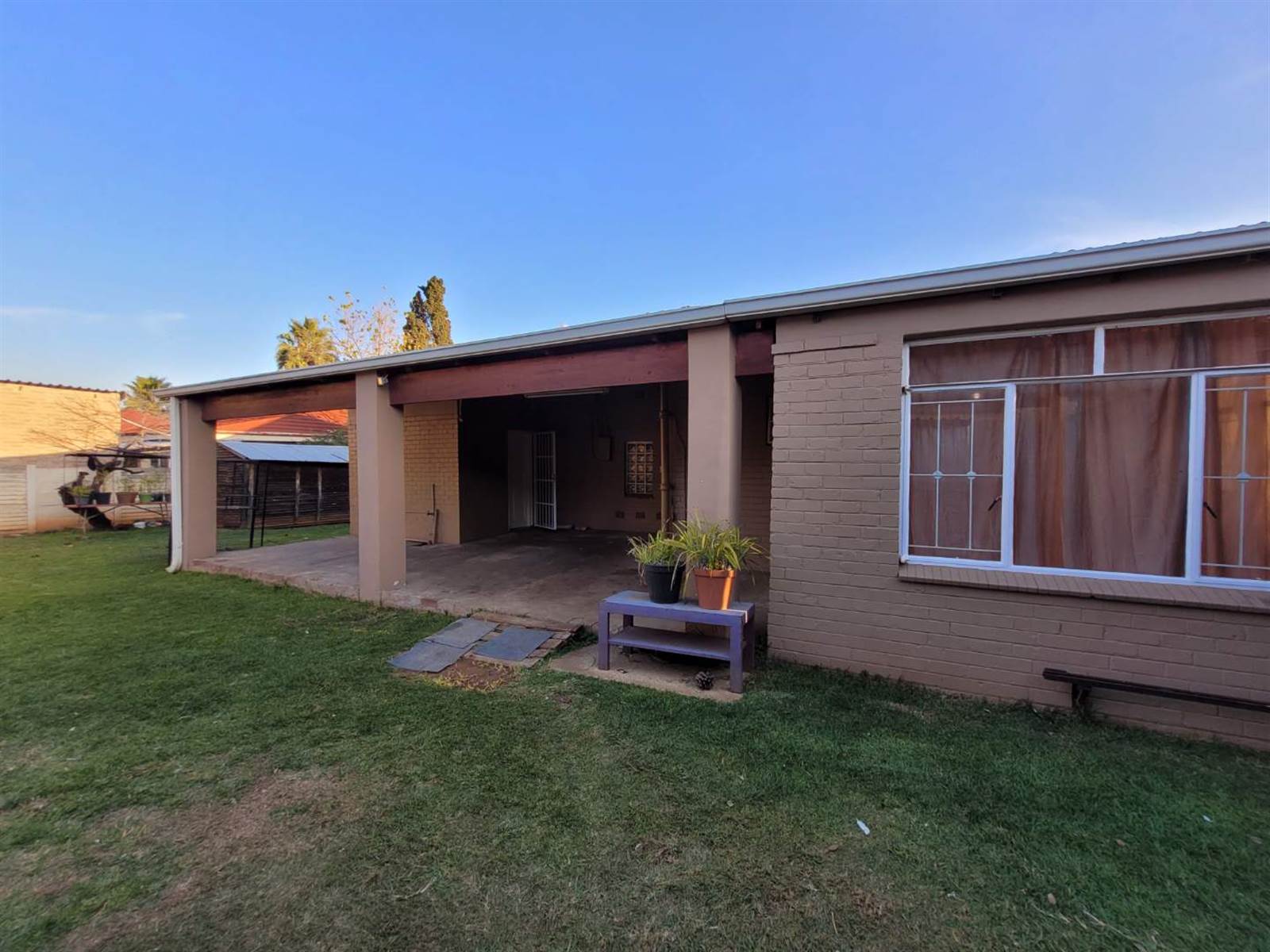3 Bed House in Roodepoort North photo number 15