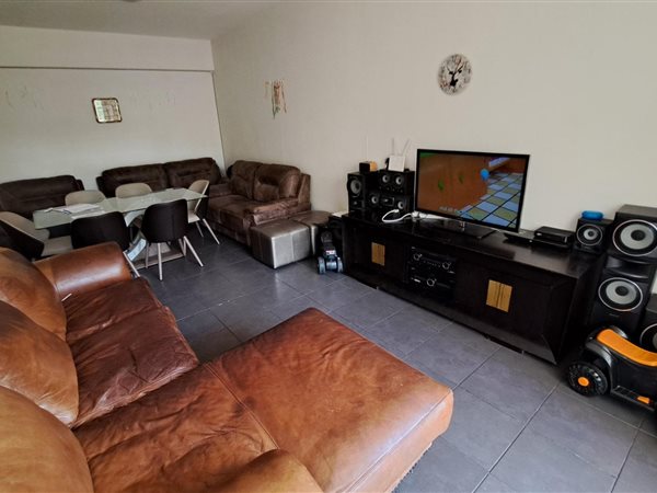 2 Bed Apartment