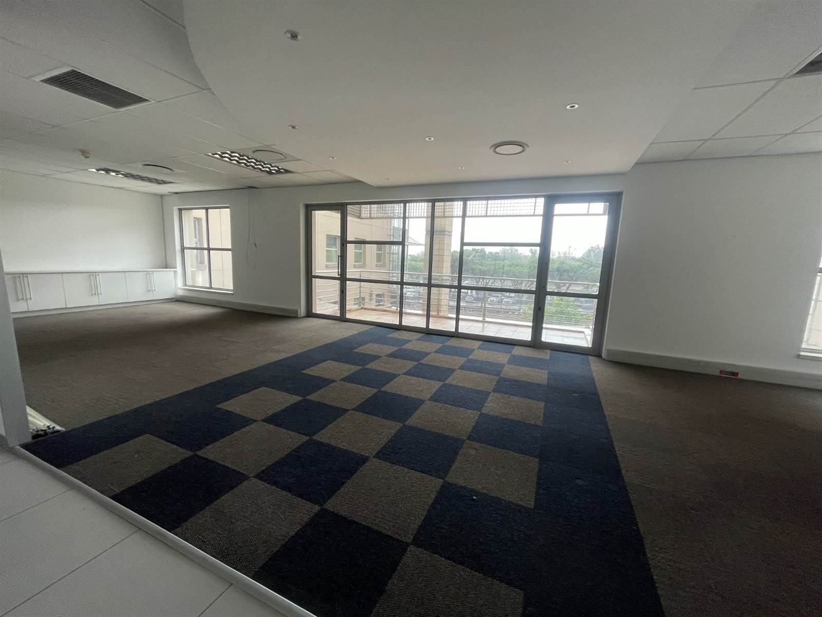 706  m² Commercial space in Woodmead photo number 15